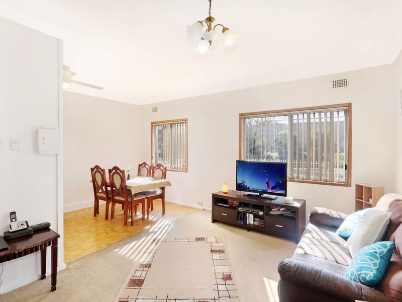 18 Bennett Street, Bass Hill NSW 2197