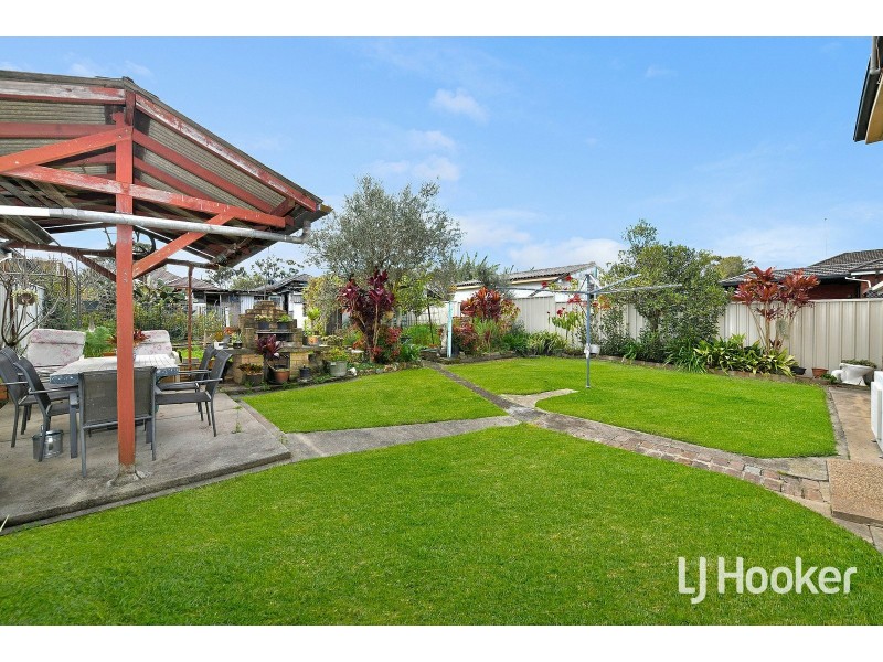 4 Spencer Street, Sefton NSW 2162