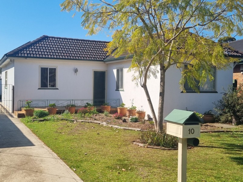 10 Iris St, Sefton NSW 2162