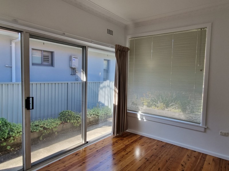 84 Woods Rd, Sefton NSW 2162