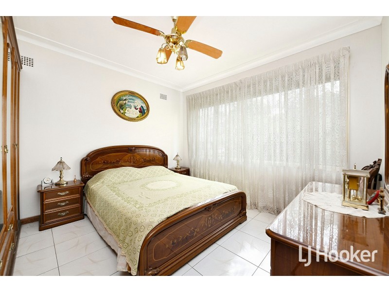 7 Savoy Crescent, Chester Hill NSW 2162