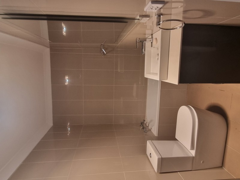 2 Crosby Cr, Fairfield NSW 2165