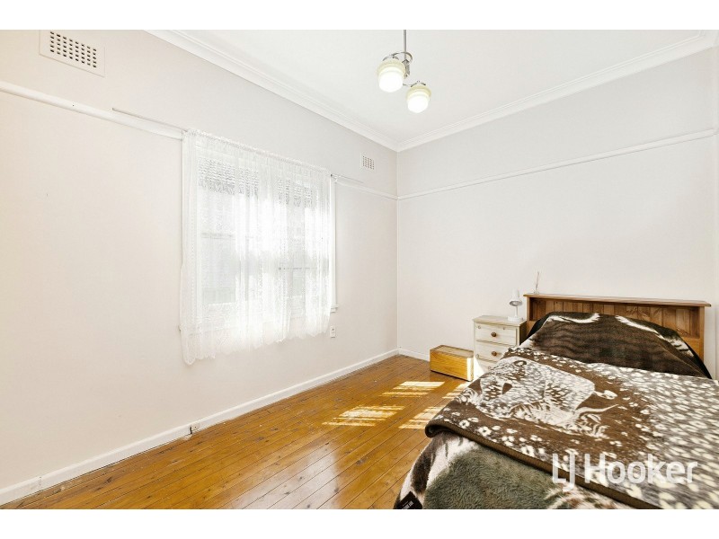 9 Greendale Crescent, Chester Hill NSW 2162