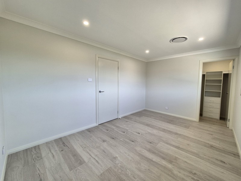 31 Wingara St, Chester Hill NSW 2162