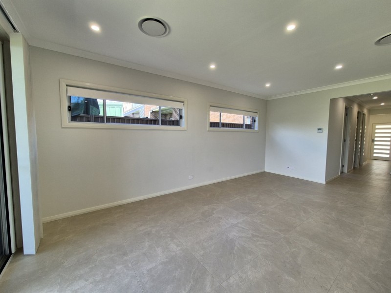 33 Wingara St, Chester Hill NSW 2162