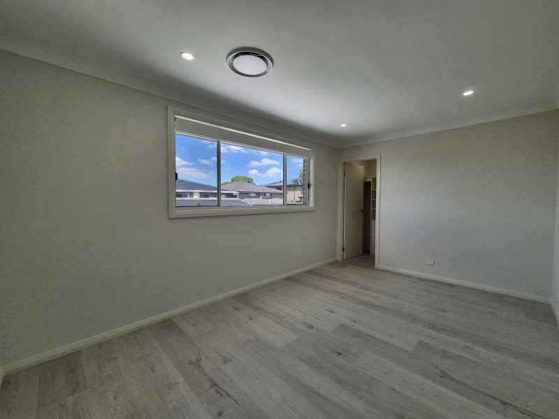 33 Wingara St, Chester Hill NSW 2162