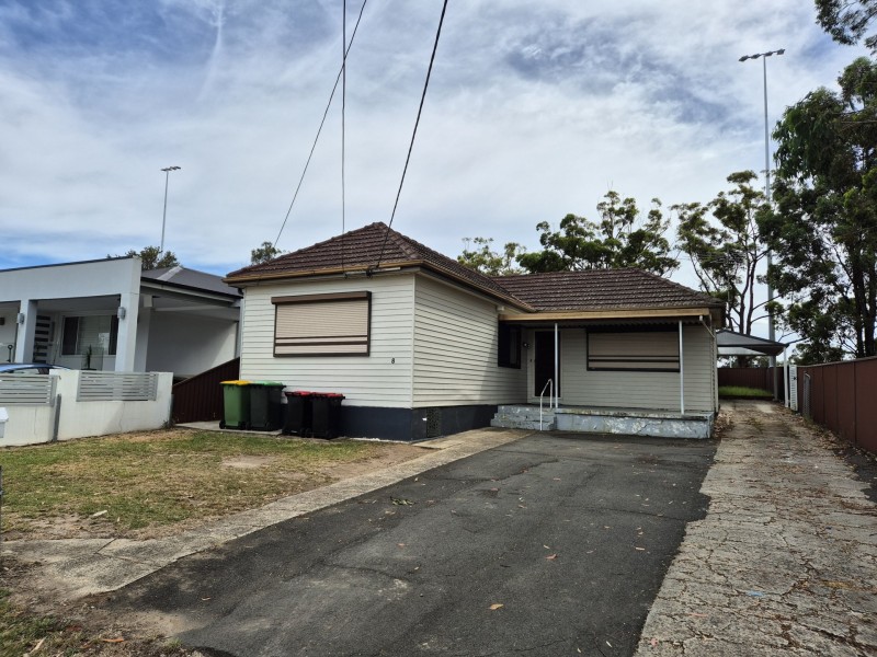 8 Australia St, Bass Hill NSW 2197