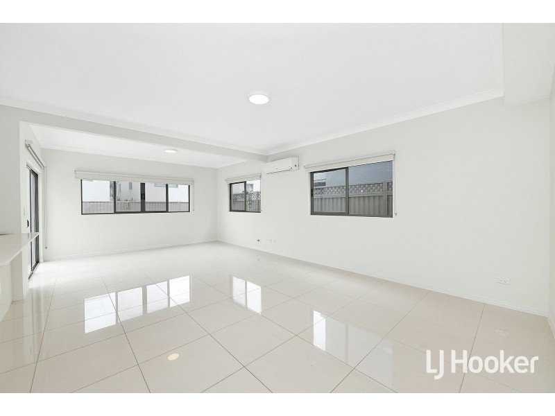 45 Bowaga Cct, Villawood NSW 2163