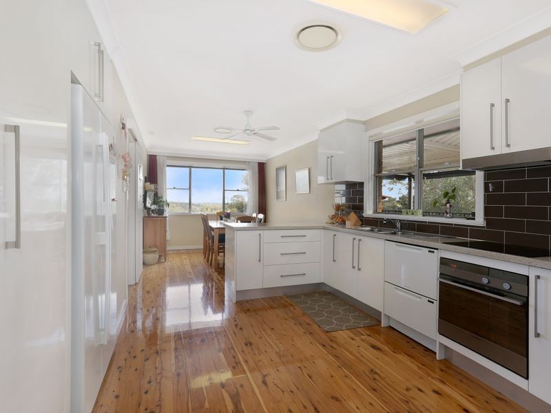 52 Wendy Avenue, Georges Hall NSW 2198