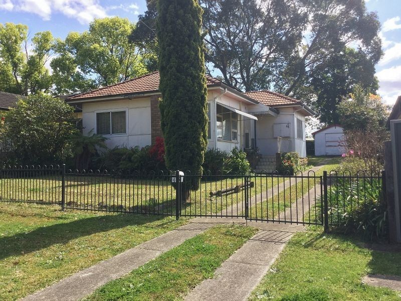 4 Palmer Street, Sefton NSW 2162
