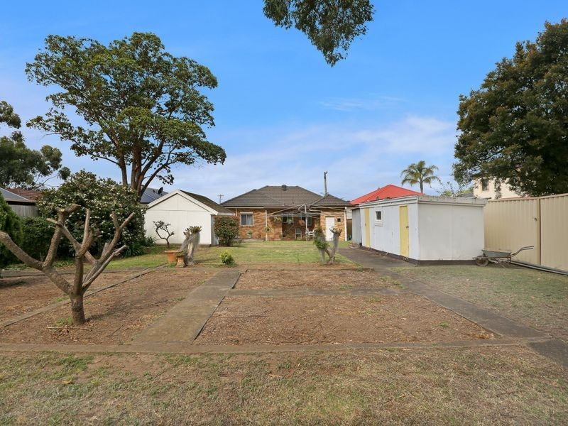 12 Australia St, Bass Hill NSW 2197