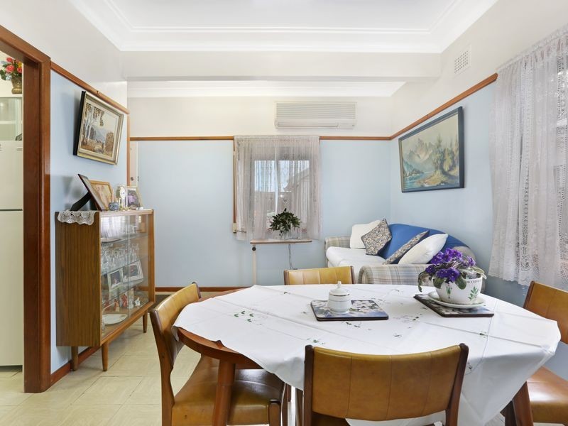 12 Australia St, Bass Hill NSW 2197