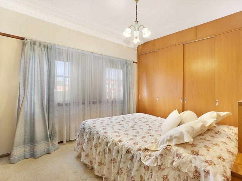 12 Australia St, Bass Hill NSW 2197