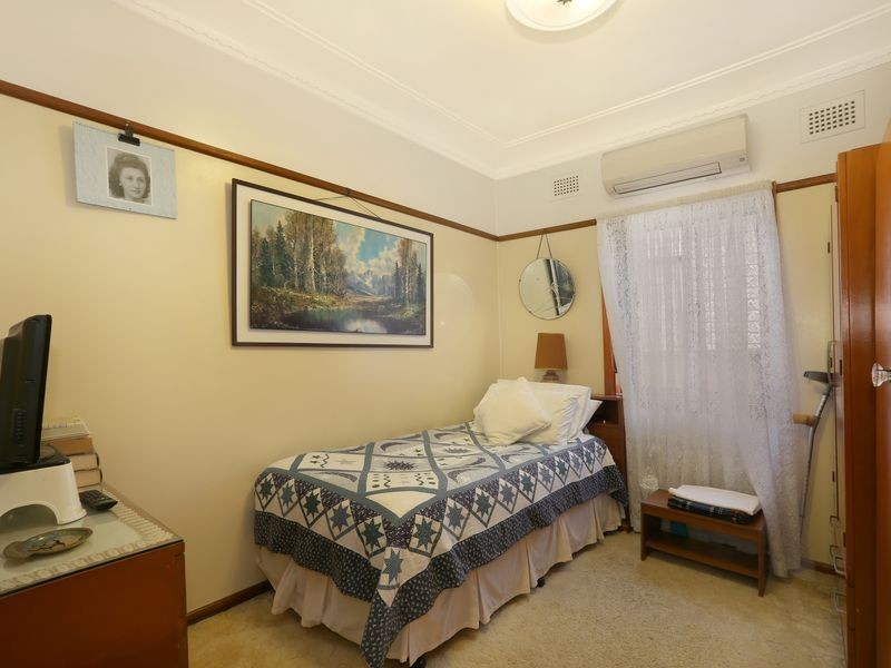 12 Australia St, Bass Hill NSW 2197