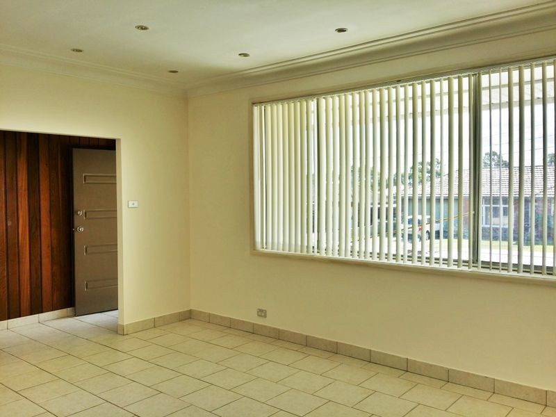 2 Dawn Avenue, Chester Hill NSW 2162