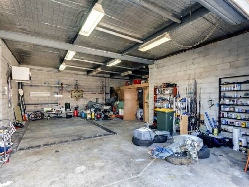 4 Kennedy Street, Guildford NSW 2161