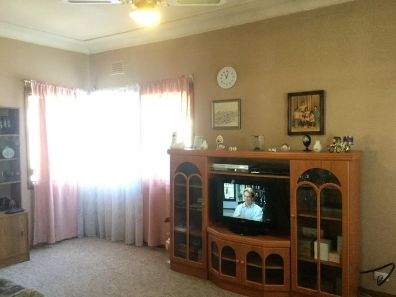 76 Mandarin Street, Fairfield East NSW 2165