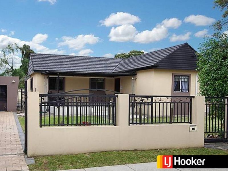 77 Mandarin Street, Fairfield East NSW 2165