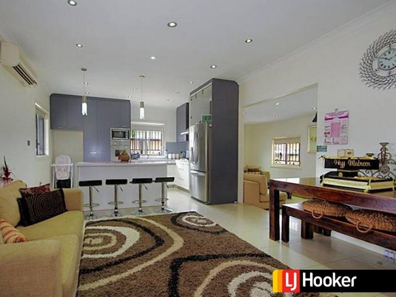 77 Mandarin Street, Fairfield East NSW 2165