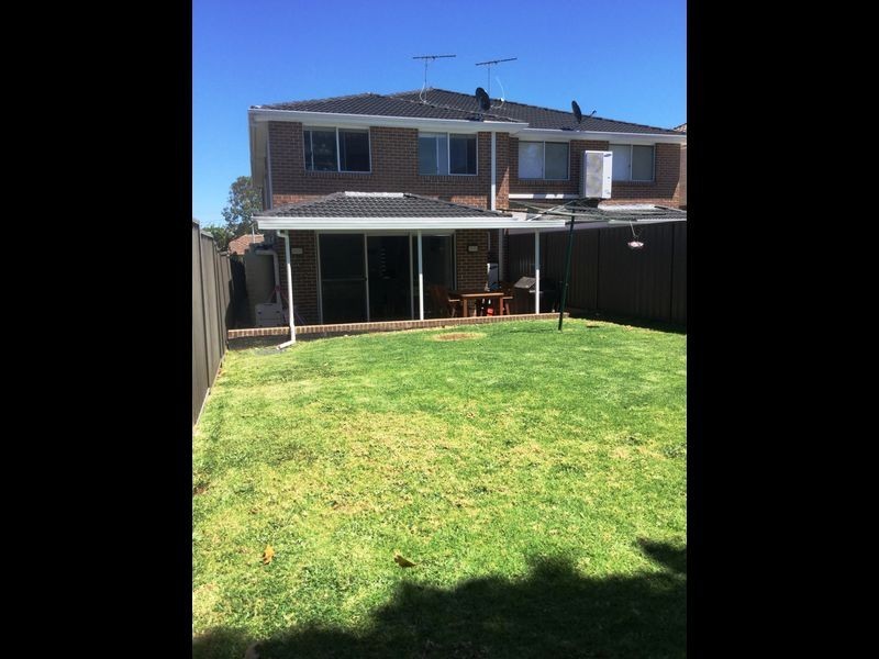 8 Rixon Street, Bass Hill NSW 2197