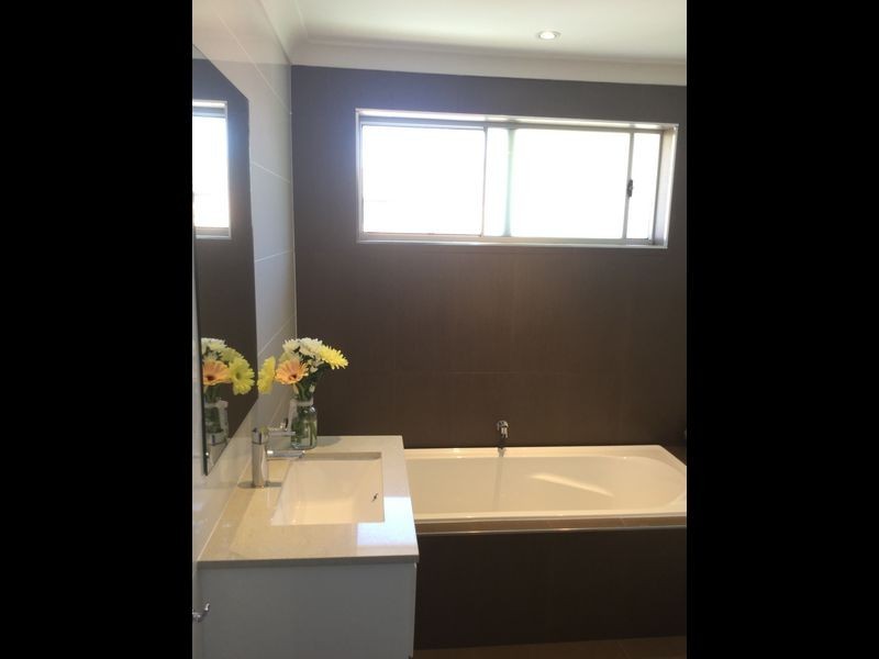 8 Rixon Street, Bass Hill NSW 2197