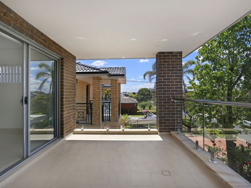 28 Kawana Street, Bass Hill NSW 2197