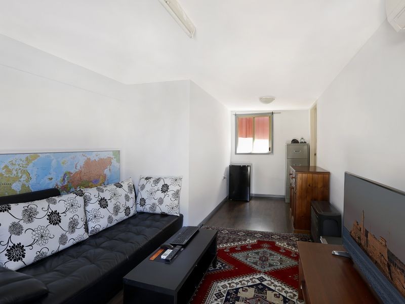 10 Larkview Avenue, Chester Hill NSW 2162