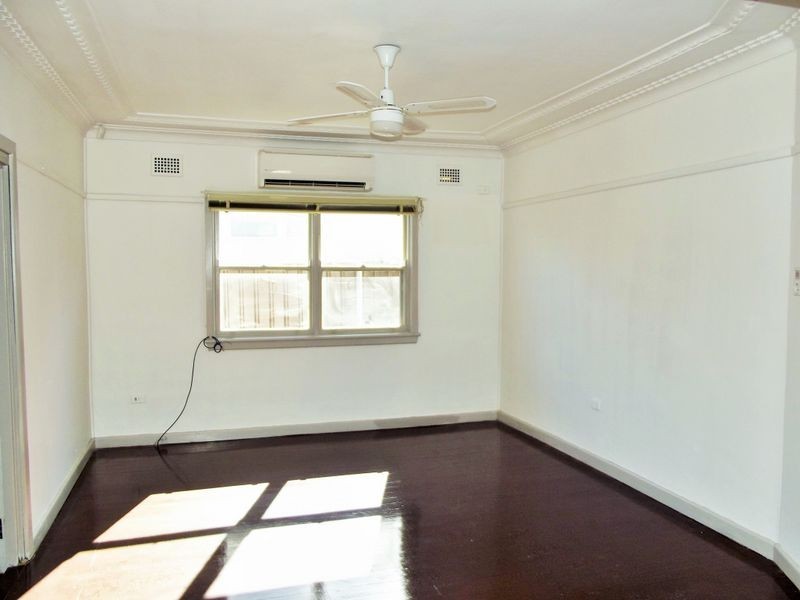 39 Esme Avenue, Chester Hill NSW 2162