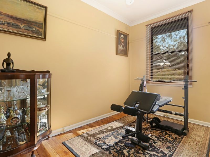 11 Whiting Street, Regents Park NSW 2143