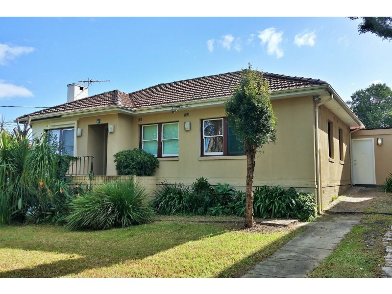 28 Sealy Street, Mount Lewis NSW 2190