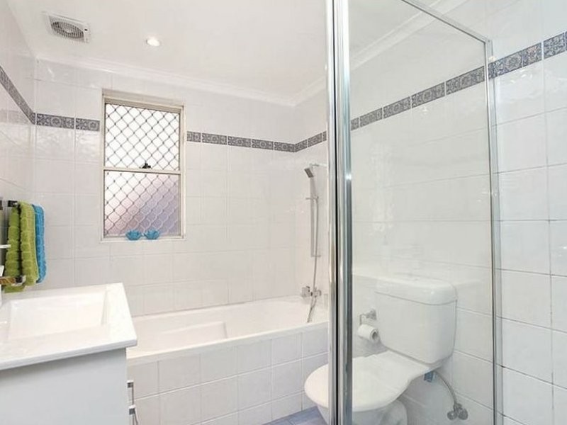 2/5 Hornsey Road, Homebush West NSW 2140