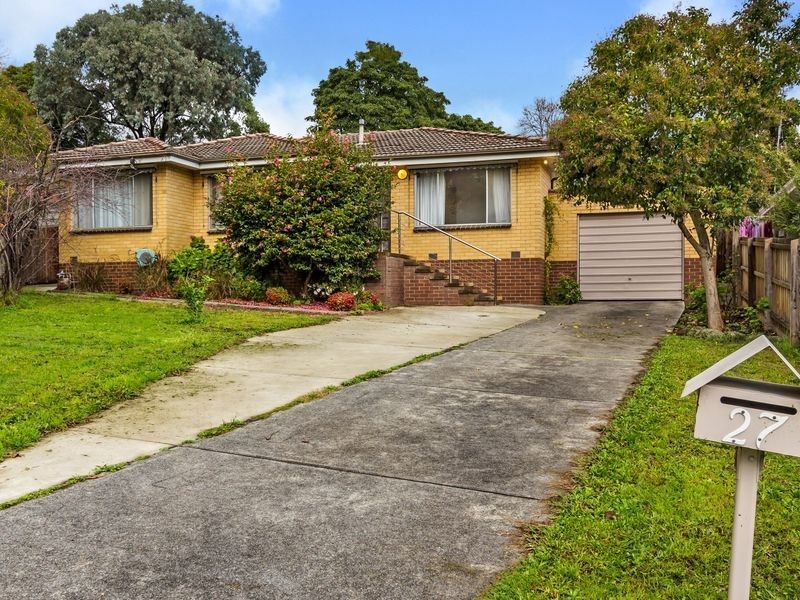 27 melview Avenue, Ringwood North VIC 3134