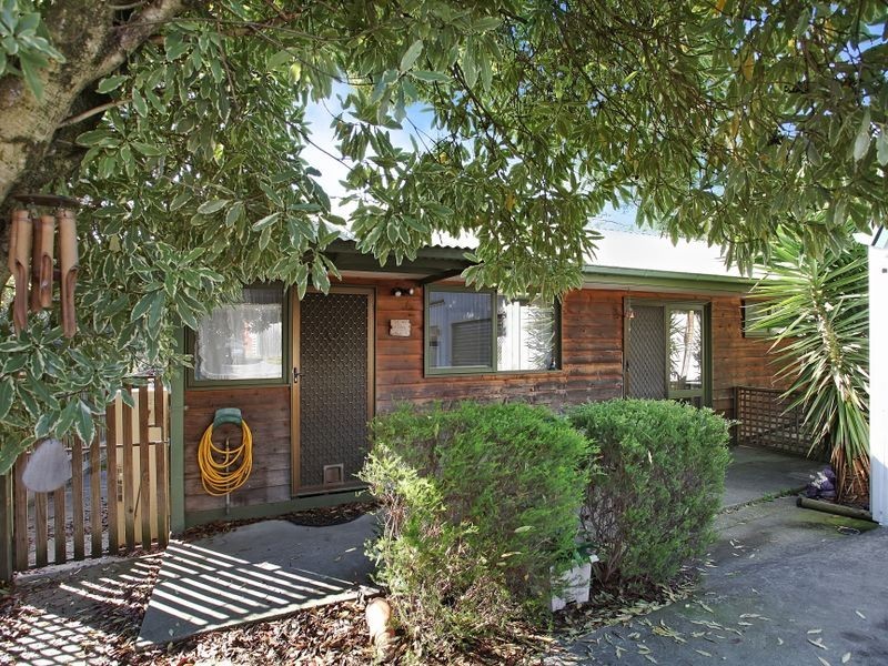 2/12 Nelson Street, Ringwood VIC 3134