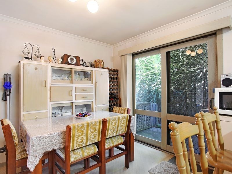 2/12 Nelson Street, Ringwood VIC 3134