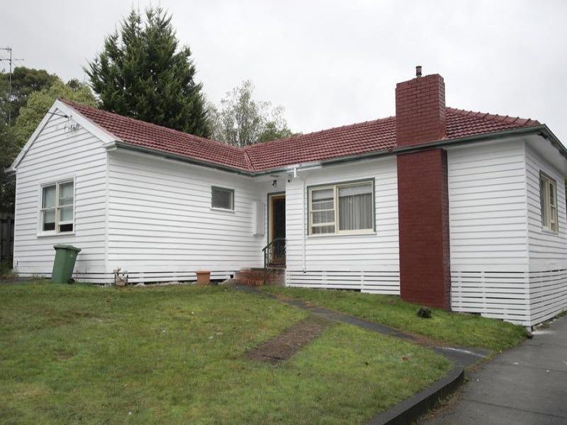 11 Leonard Street, Ringwood East VIC 3135