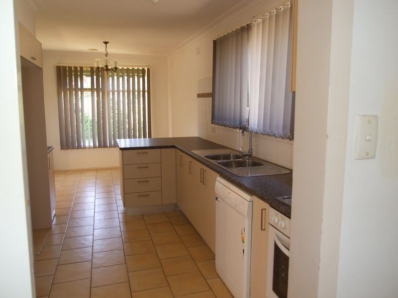 9 Odette Court, Ringwood East VIC 3135