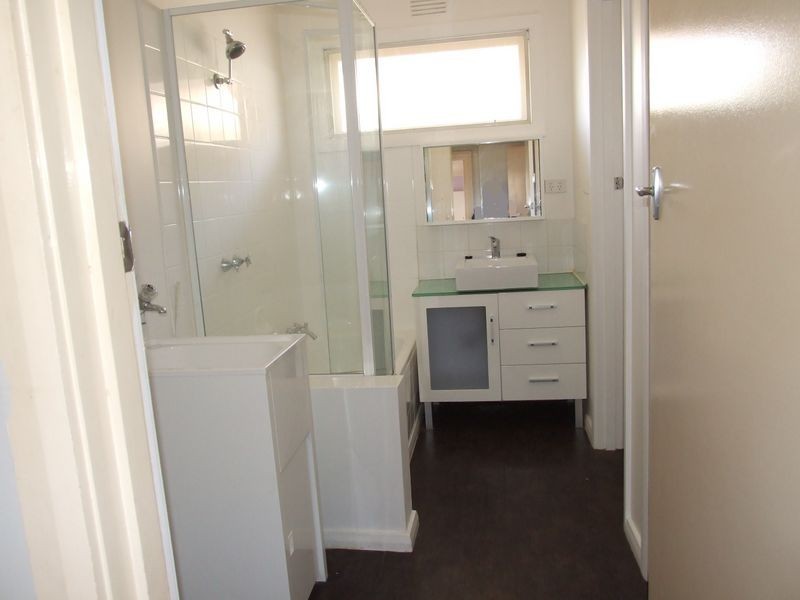 1/22 Thomas Street, Ringwood VIC 3134