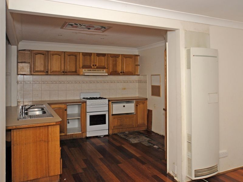 67 Central Avenue, Croydon South VIC 3136