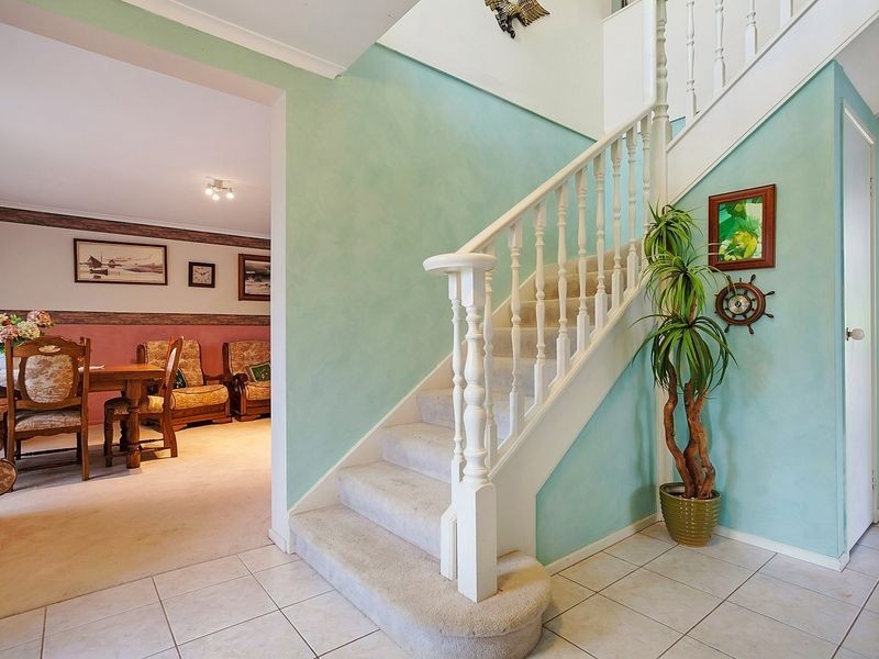 40 Wellington Park Drive, Warranwood VIC 3134