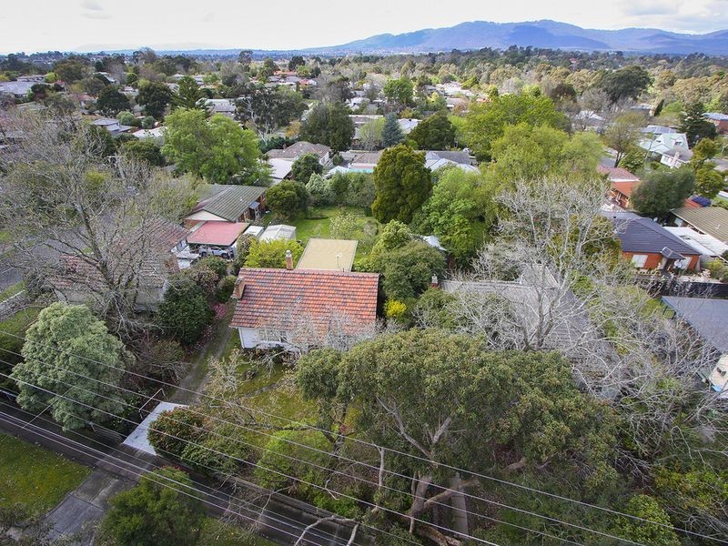 65 Bayswater Road, Croydon VIC 3136