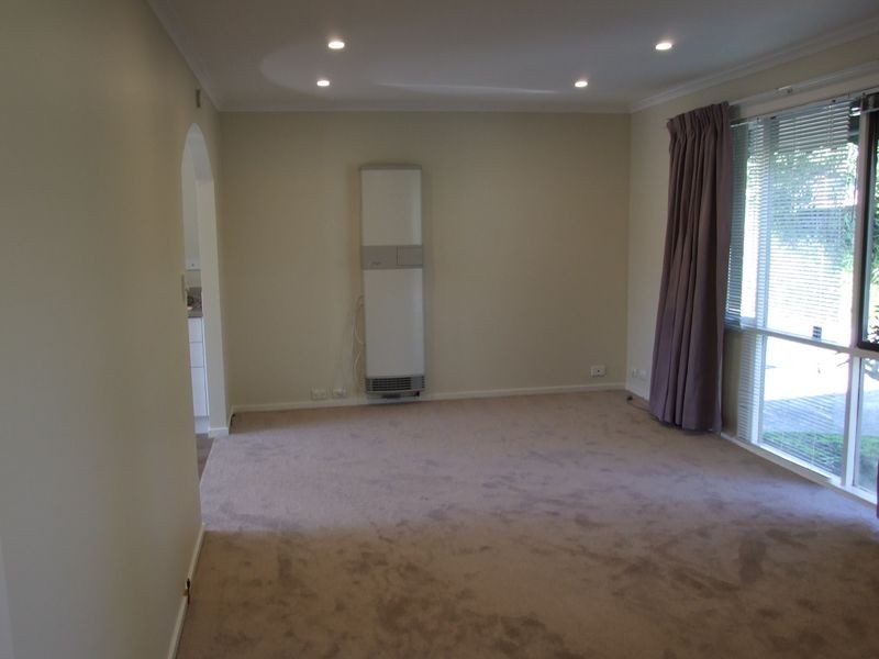 2/3 Mines Road, Ringwood East VIC 3135