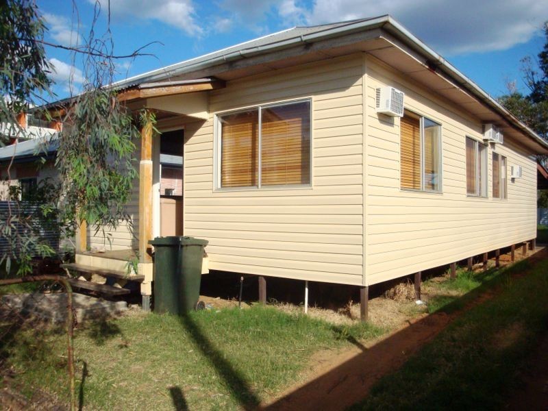 90 EDWARD STREET, Charleville QLD 4470