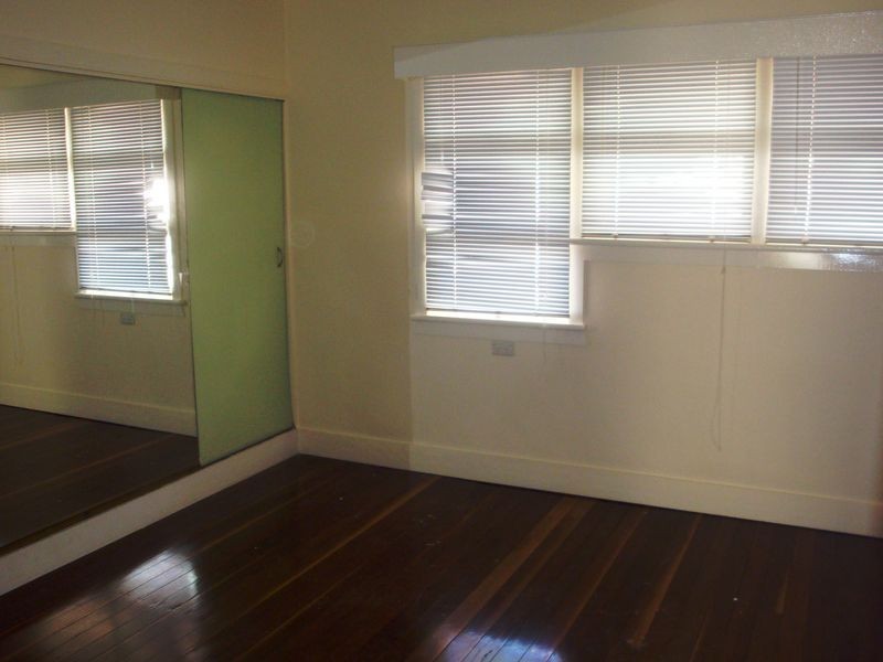 136 PARRY STREET, Charleville QLD 4470