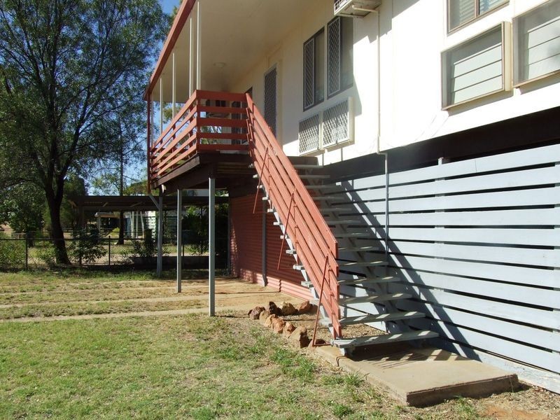 8 MARGARET STREET, Charleville QLD 4470