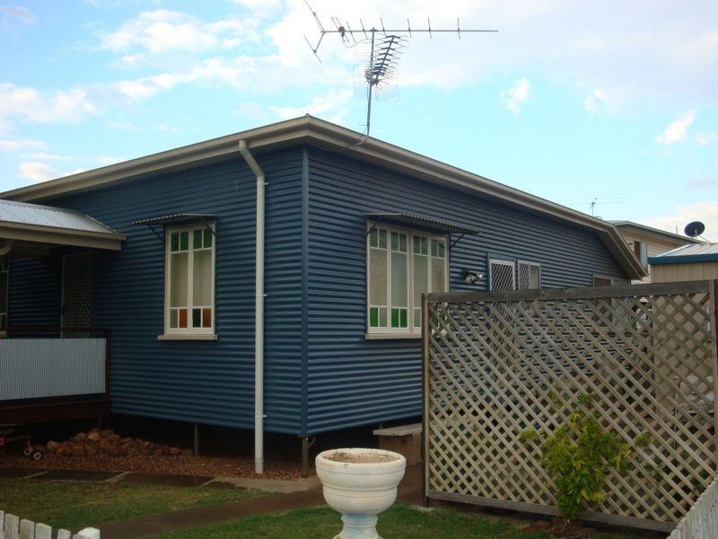 142 GALATEA STREET, Charleville QLD 4470