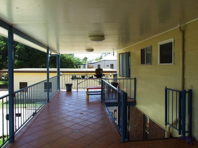 77-79 EDWARD STREET, Charleville QLD 4470