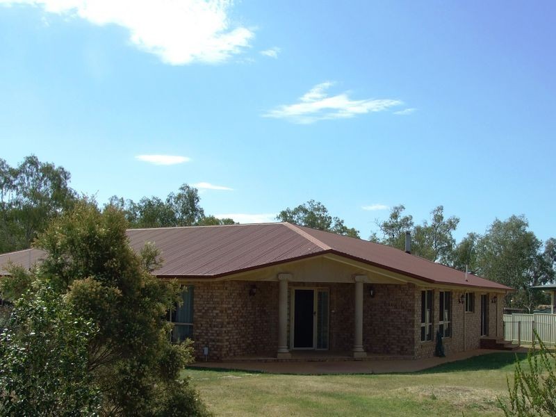 231 PARRY STREET, Charleville QLD 4470