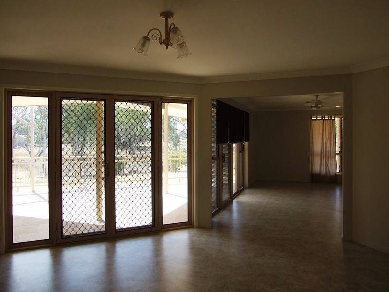 231 PARRY STREET, Charleville QLD 4470