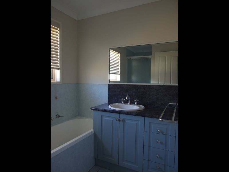 231 PARRY STREET, Charleville QLD 4470