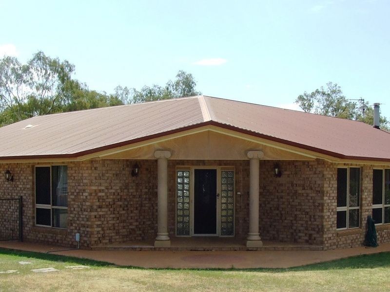 231 PARRY STREET, Charleville QLD 4470